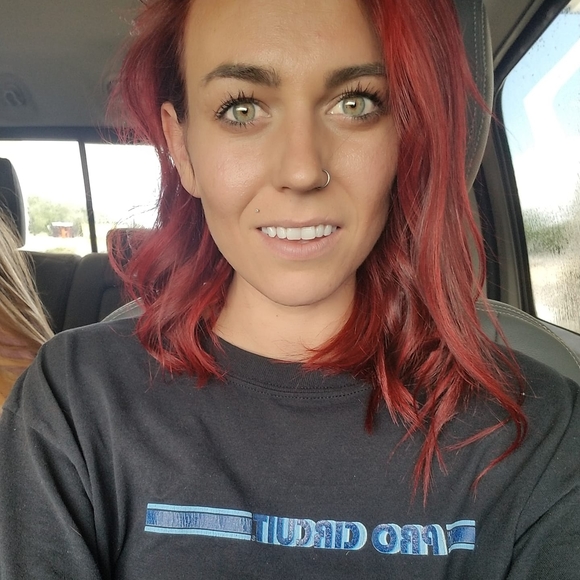 Meet your Posher, Jessi - Picture 1 of 1